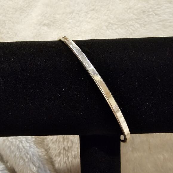 Lot of 5 Vintage Bangle Bracelets Silver Gold And Bronze Toned Textured Thin - Picture 9 of 12